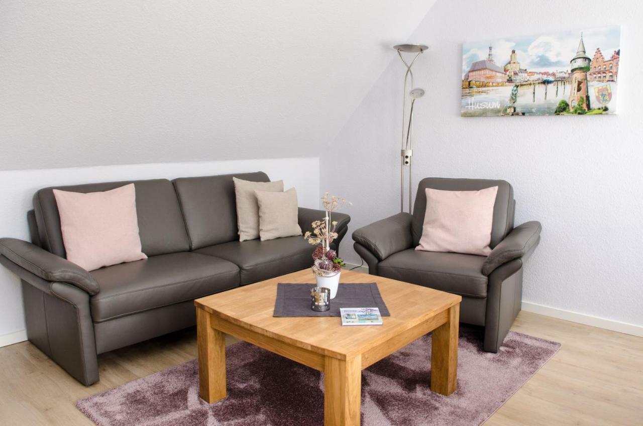 Ferienwohnungen Familie Jensen Husum  Extérieur photo