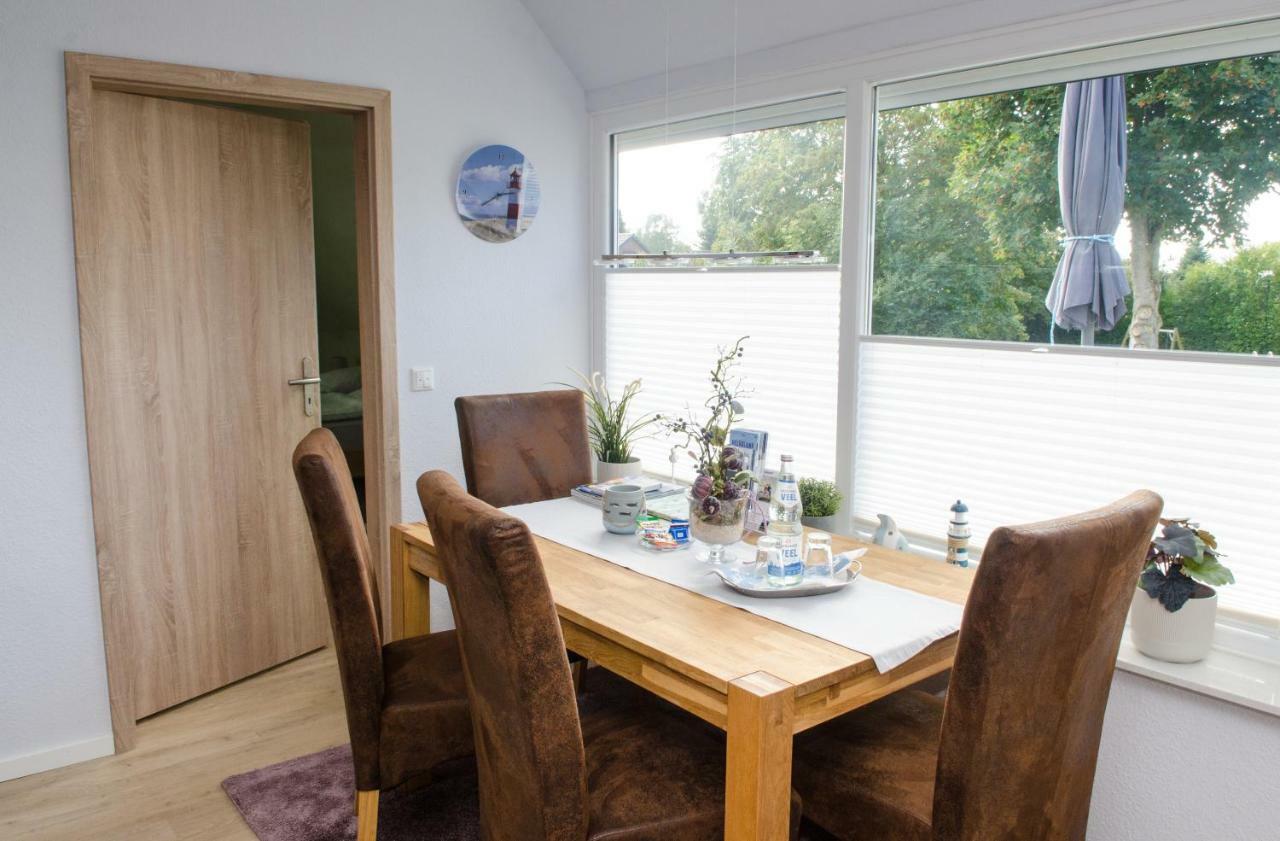 Ferienwohnungen Familie Jensen Husum  Extérieur photo