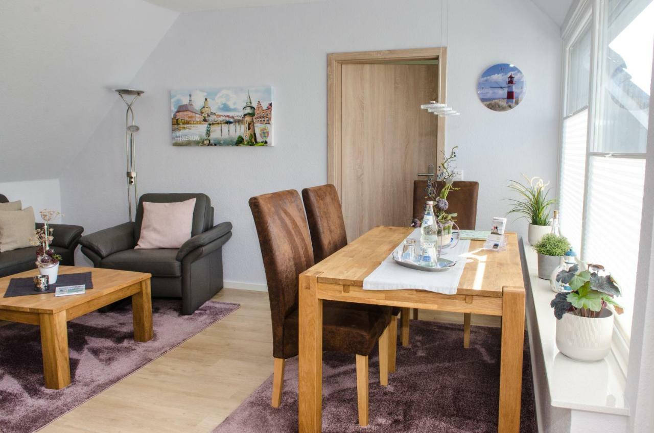 Ferienwohnungen Familie Jensen Husum  Extérieur photo